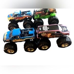 Lot of 4 Hot Wheels Monster Jam Trucks T-Maxx Grave Digger Scarlet Bandit + 1